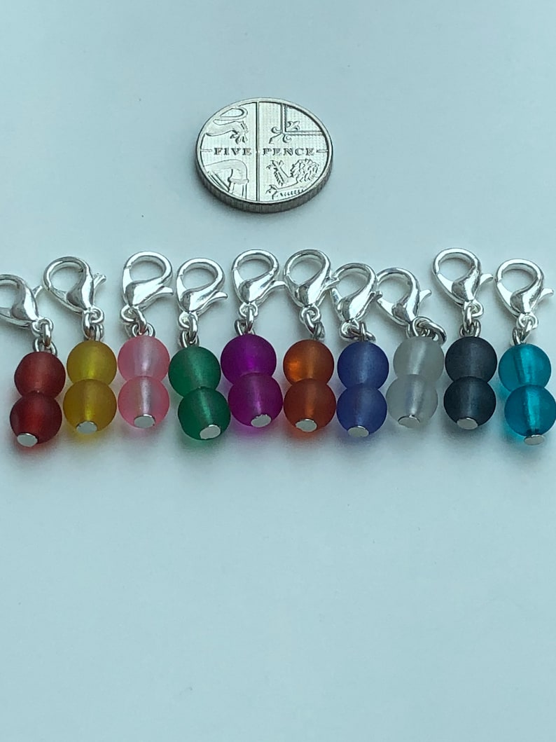 progress marker Zip charm Frosted glass stitch marker Twin glass bead stitch marker Bag charm.