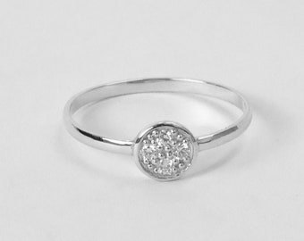 18K White gold / Size 7 / Diamond Disc Ring / Pace Diamond Circle Round Ring / Cluster Ring / Next day shipping