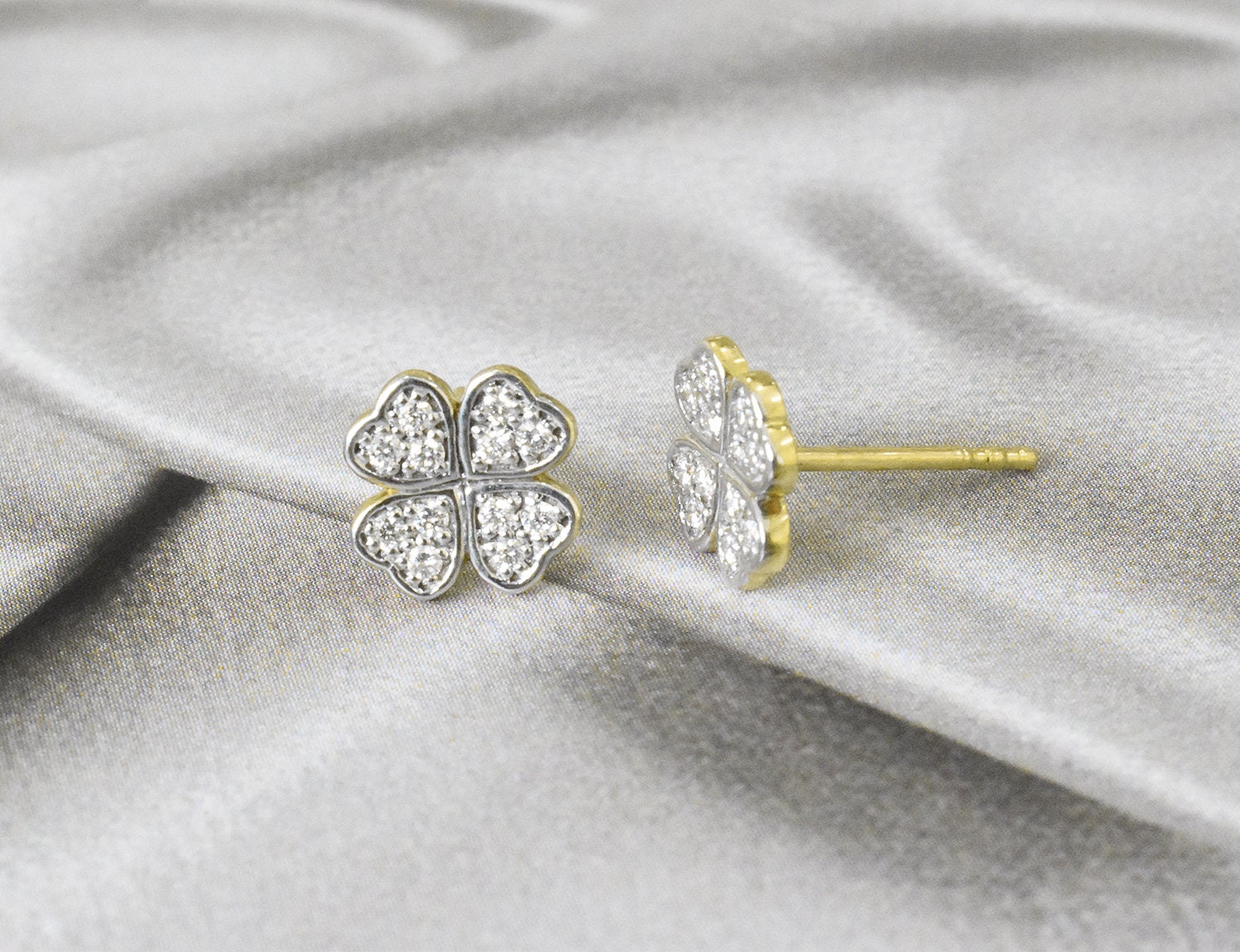 Dainty Diamond Clover Stud Earrings / 18k 14k 10k Solid Gold Etsy