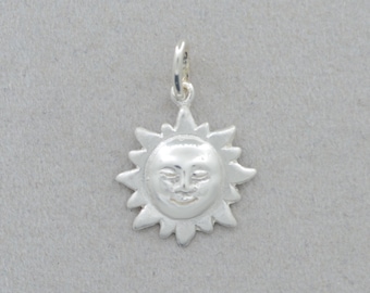 Anhänger als Sonne mit Gesicht, 925 Silber