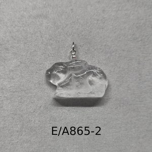 Hase aus Bergkristall als Anhänger mit 925 Silber Kugel Hase E/A865-2