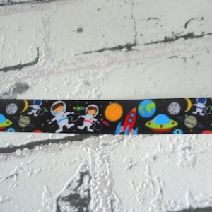 2,20 euro/meter astronaut, ruimte, universumraket Grosgrain lint van 22 mm,