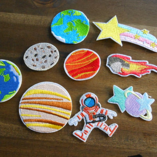 Planeten,  Erde , Mond, Astronaut, Feuerball, Sternschnuppe gestickt zum Aufbügeln patch