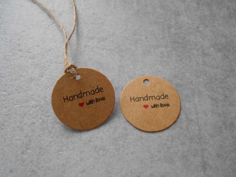 Runde Tags Etiketten Handmade with love Geschenkanhänger mit Band natur