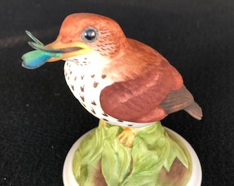 Boehm Vintage Baby Wood Thrush # 444 Hallmarked Bisque Porcelain