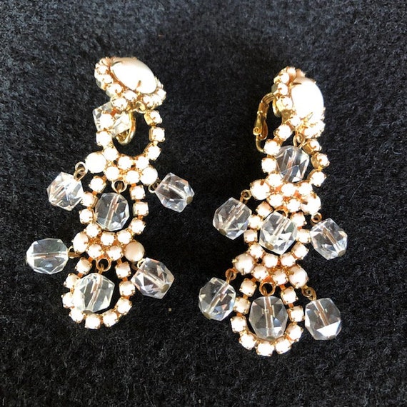 Hattie Carnegie Drop Dangle Vintage Earrings Crystal Rhinestone and Milk Glass 1960s Etsy Canada