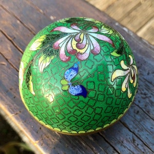 Cloisonne Vintage Enamel Round Trinket Box / Container / Jewelry Box
