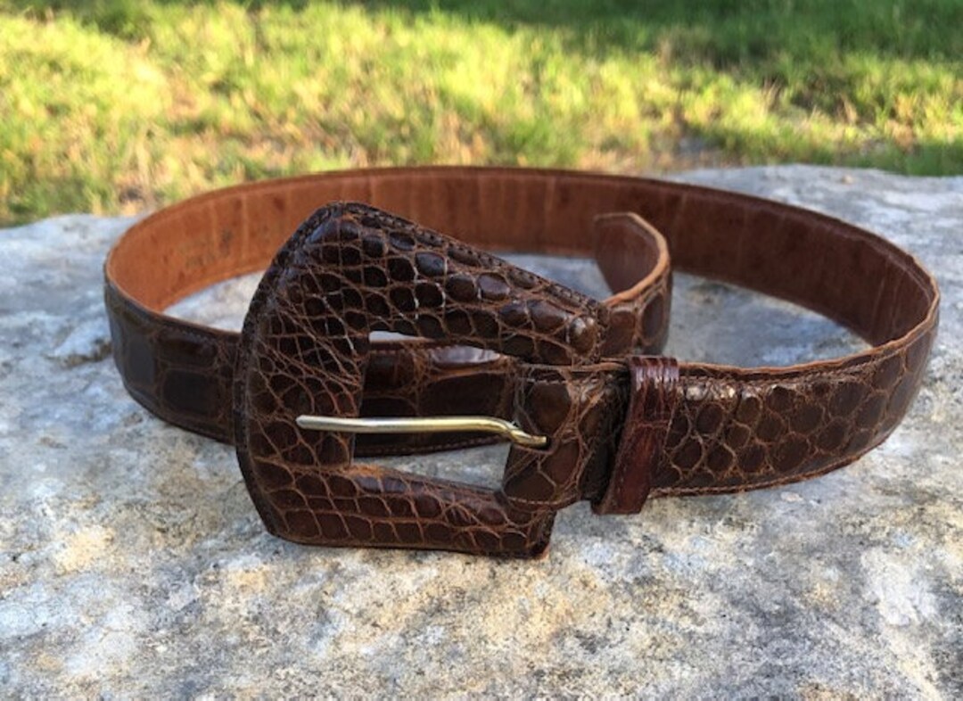 Vintage Woman's Brown Genuine Alligator Belt 5089, Covered Buckle