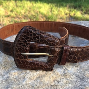 Women’s Vintage Alligator Belt Vtg Vintage Womens Alligator leather Belt Vintage Brown Made  main image 3