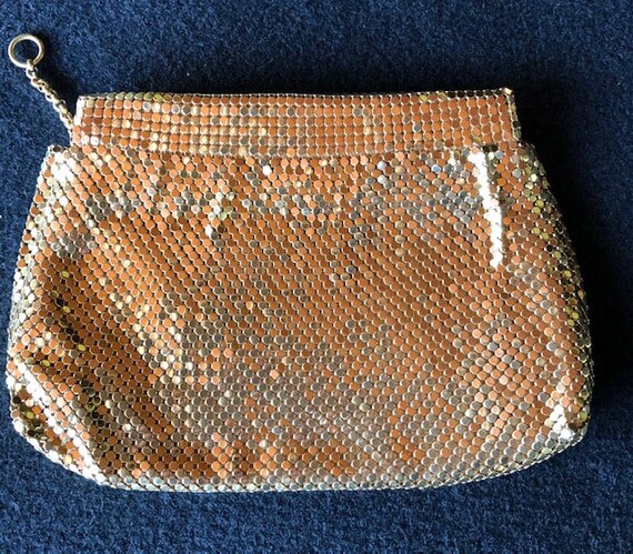 Whiting & Davis Vintage Gold Metal Mesh Clutch Ha… - image 3