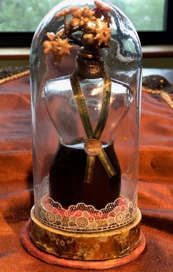 elsa schiaparelli perfume