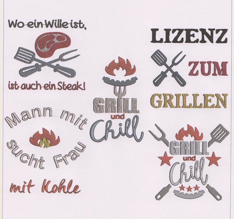Op de afbeelding: Een witte achtergrond met verschillende geborduurde ontwerpen met betrekking tot grillen. De ontwerpen omvatten een grill met vlammen, een spatel en tangen, en de tekst "Grill and Chill".
