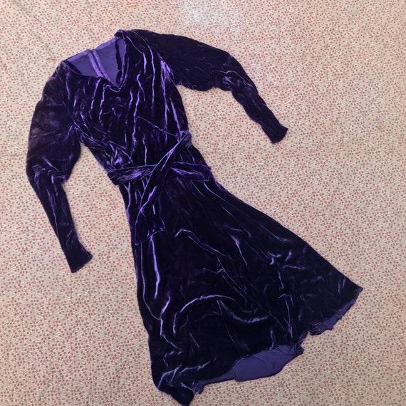 1930s Purple Grape Velvet Dress
