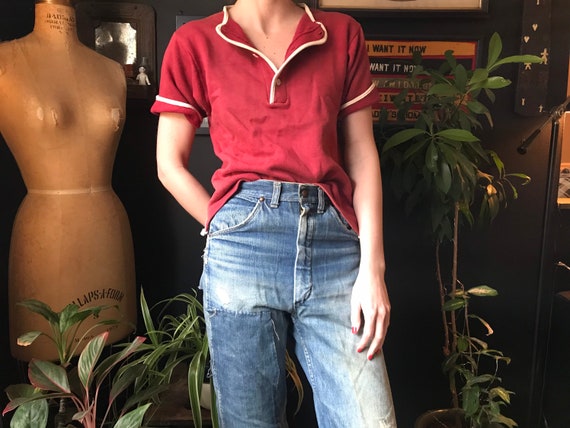 Vintage Red Short Sleeve Sweatshirt