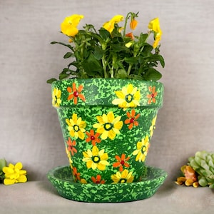 Hand Painted Flower Pot, 4 Inch Terra-cotta Clay Pot with saucer.