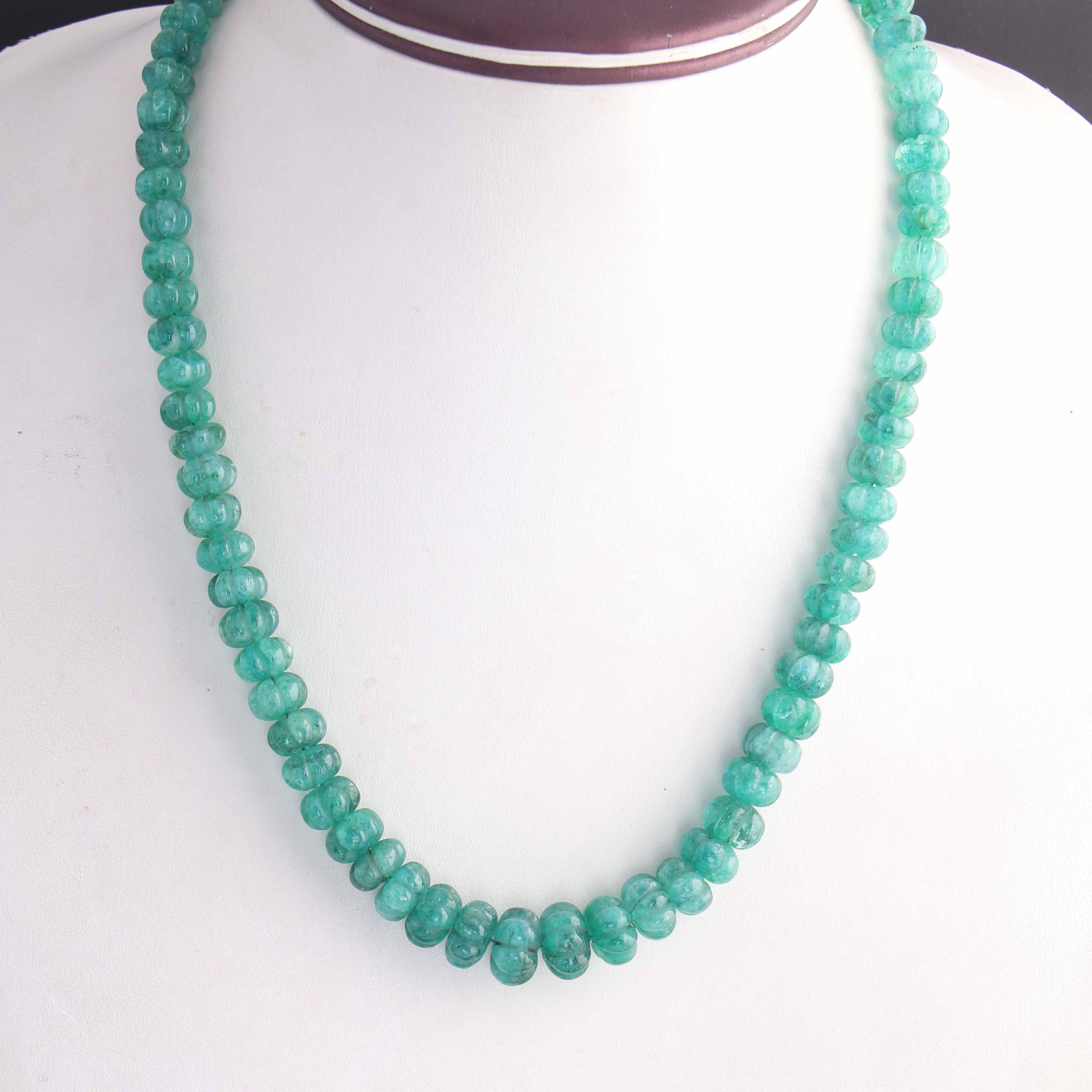 Collier 19 Perles Sculptées En Fluorite Verte - Forme Melon Musclé - Naturel, 640 Carats