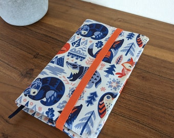 Pocket format book cover, large format, mangas, adjustable in organic bear fabric, fox, book protector in organic fabric