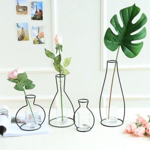 Brand New Style Retro Iron Line Flowers Vase Metal Plant Holder Modern Solid Home Decor Nordic Styles Iron Vase