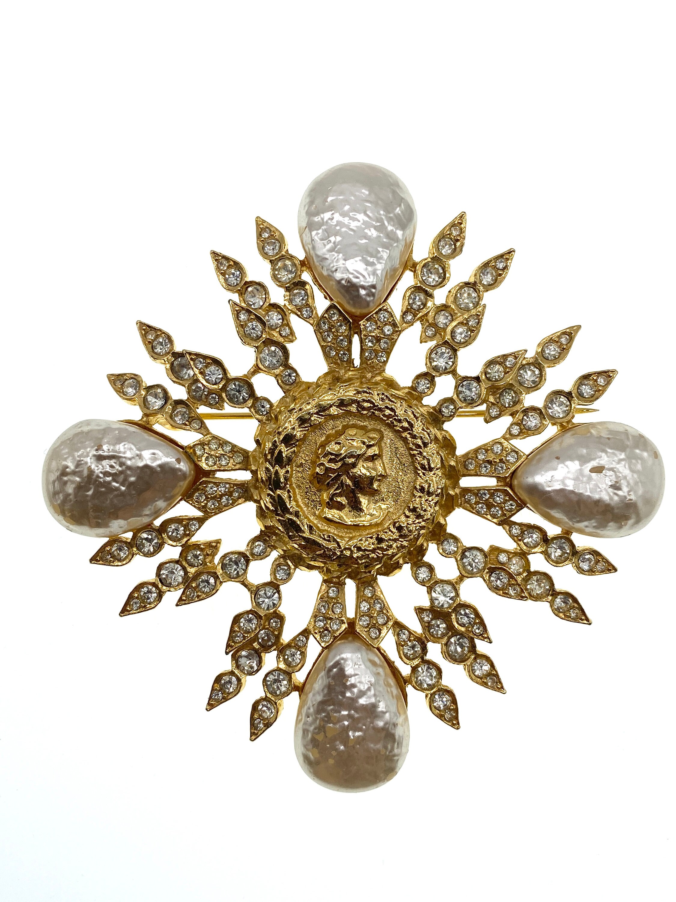 バトラー＆ウィルソン　ブローチ Butler and Wilson Rare Large Gold Plated Crystal and Faux