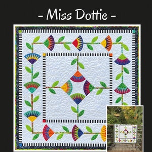 Może przedstawiać: Wzór patchworku o nazwie "Miss Dottie" autorstwa Jacqueline de Jonge BeColourful. Patchwork przedstawia kolorowy wzór kwiatowy na białym tle. Wzór zawiera papiery bazowe.