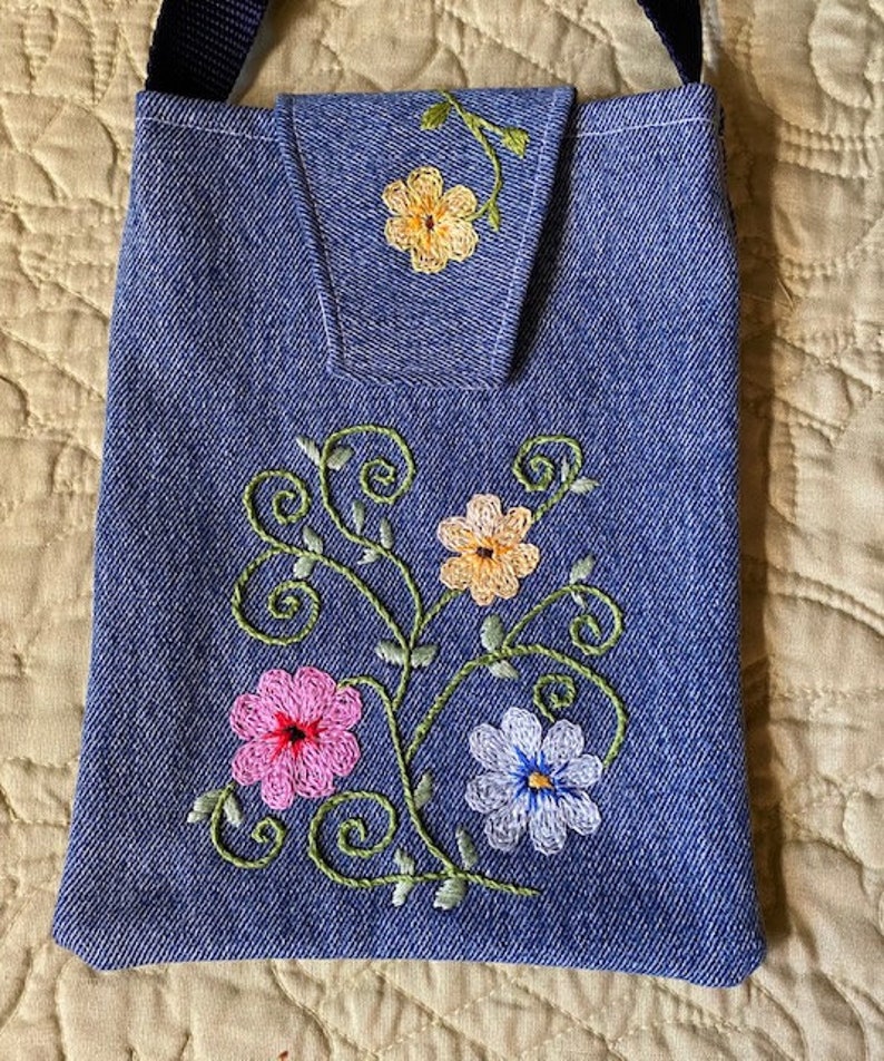 Embroidered bag