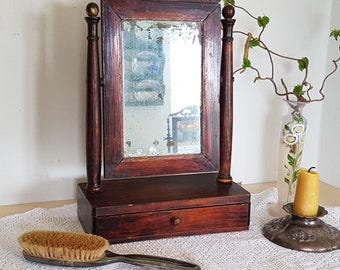 Petit miroir de rasage antique avec tiroir