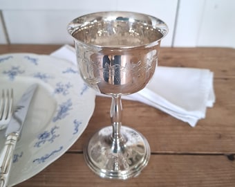 Magnifique verre à vin plaqué argent d'Angleterre