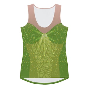 Puede incluir: Un top de tirantes verde con un diseño brillante que presenta un patrón de hojas. El top tiene un escote redondo y un estilo de espalda nadadora.