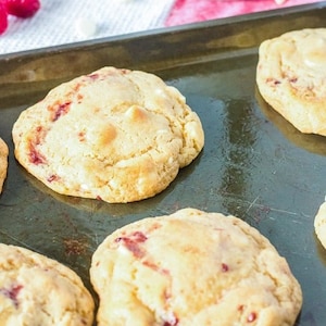 Raspberry Cheesecake Cookies Recipe (Subway's Cookies)
