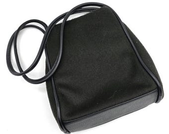 Sac à bandoulière en cuir et laine vintage Le Monde vert olive noir des années 90 Y2K