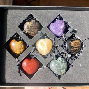 Crystal Heart Set | Carnelian | Lepidolite | Tiger Iron | Bloodstone | Calcite | Dragon Bloodstone | Blue Tiger Eye | Crystal Heart Set