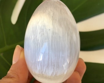 Natural Selenite Crystal Egg | Energy Healing Crystal | Crystal Gift | Selenite | Crystal for Your Home | Crystal Egg | Selenite Crystal