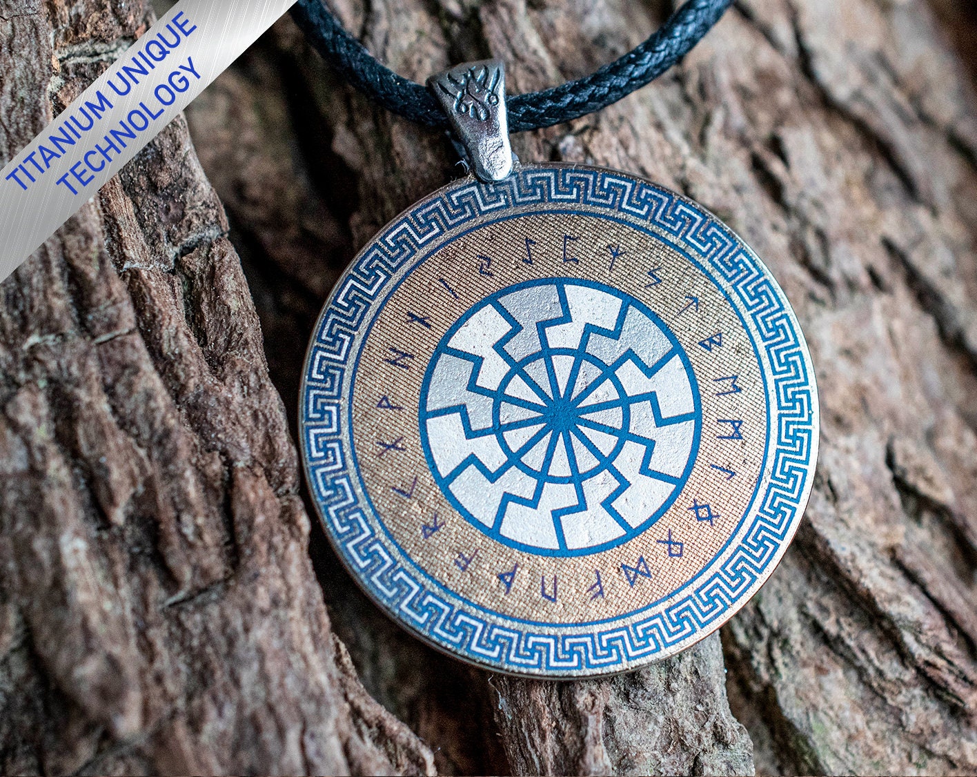 Titanium Black Sun Pendant Sonnenrad 