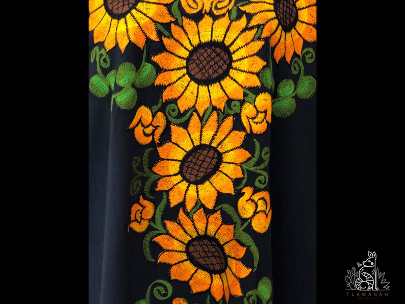 Chiapas dress. Flowers embroidered dress Mexican dress Mexican embroidered dress