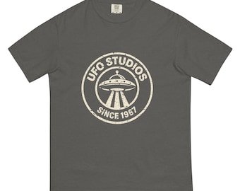 Camiseta oficial de UFO Studios de tejido grueso / Camiseta con estampado de platillo volador con efecto desgastado desde 1987 / Comfort Colors 1717