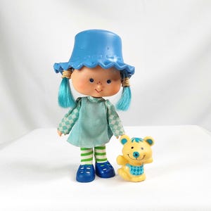 1982 Strawberry Shortcakes Blueberry Muffin and Cheesecake - 694 - Blueberry Muffin Doll, Blueberry Muffin with Pet, Vintage Toys, Blueberry