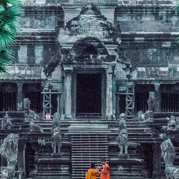 Angkor Wat Collection // Young Monks i