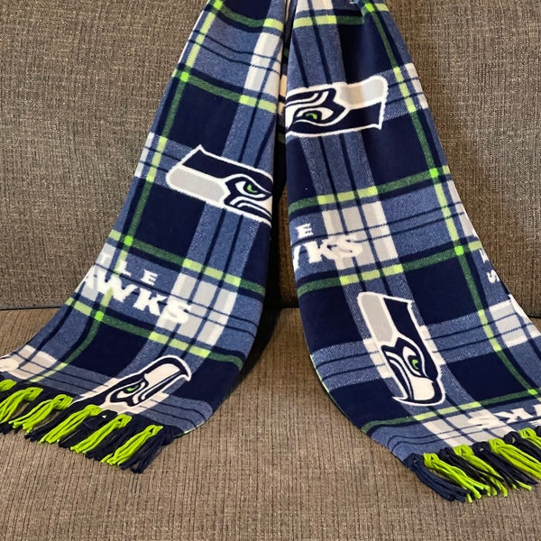 SEATTLE SEAHAWKS   !!!! Handcrafted Fleece Scarf w Yarn Fringe