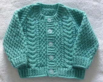 14" Green hand knitted baby cardigan/Green newborn baby cardigan/Size 14" green cardigan/New baby gift/Baby shower gift/Ness cardigan