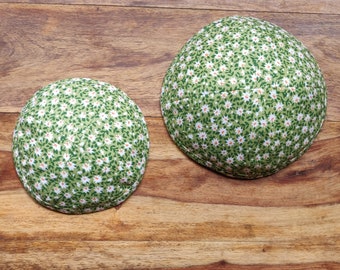 Green cotton kippah / Handmade product / White flower print