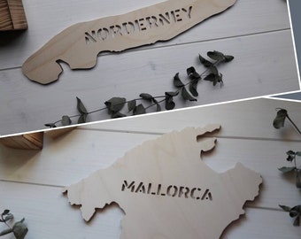Individuelle Landkarte aus Holz mit gefrästem Namen (Schrift eckig) | personalisierte Auswahl des Landes / der Insel