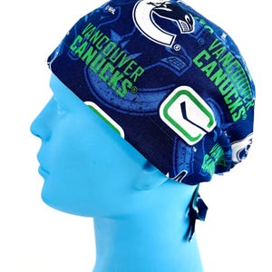 Bonnet de bloc opératoire ajusté style lutin, bleu, des Canucks de Vancouver (NHL) | Bonnet chirurgical | Hôpital | Cadeau médical