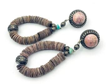 Thin HEISHI / HEISHE Clip-On Vintage Earrings with Turquoise Bead and Mottled Pink Cabochon