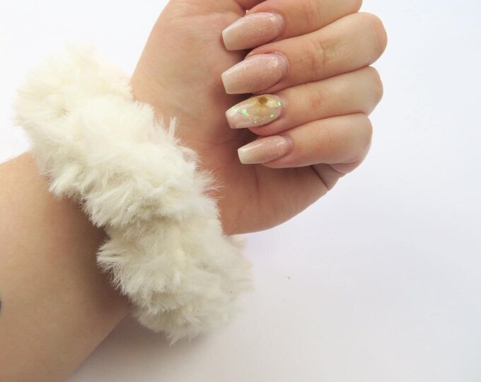 Fluffy Crochet Scrunchie - White