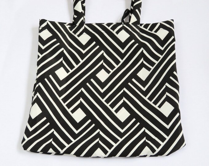 Black and White Pattern Foldable Tote Bag