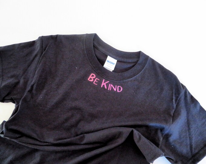 Pink "Be Kind" Collar Vinyl Decal T Shirt Top