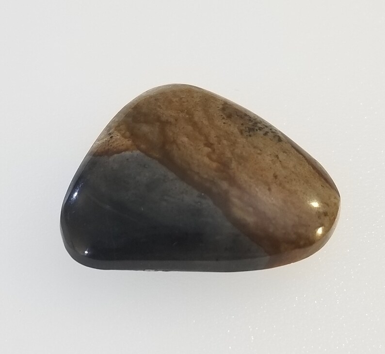 Biggs Jasper Cabochon 29 x 26 x 6mm