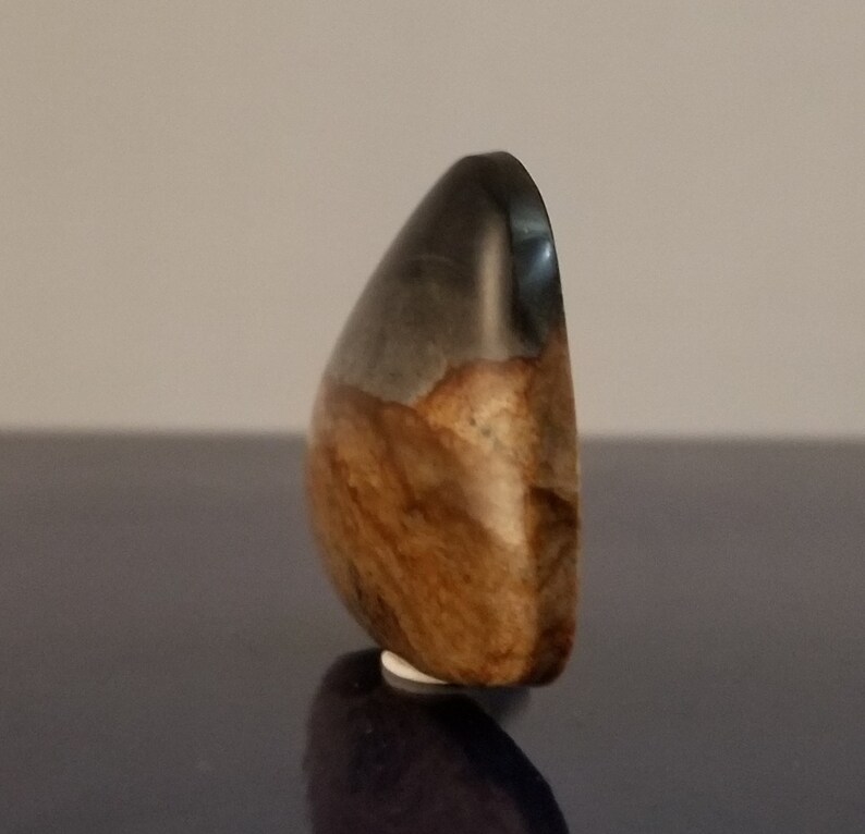 Biggs Jasper Cabochon 29 x 26 x 6mm