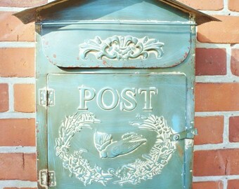 Briefkasten aus Metal im Landhaus Shabby chic Stil, blau-türkis