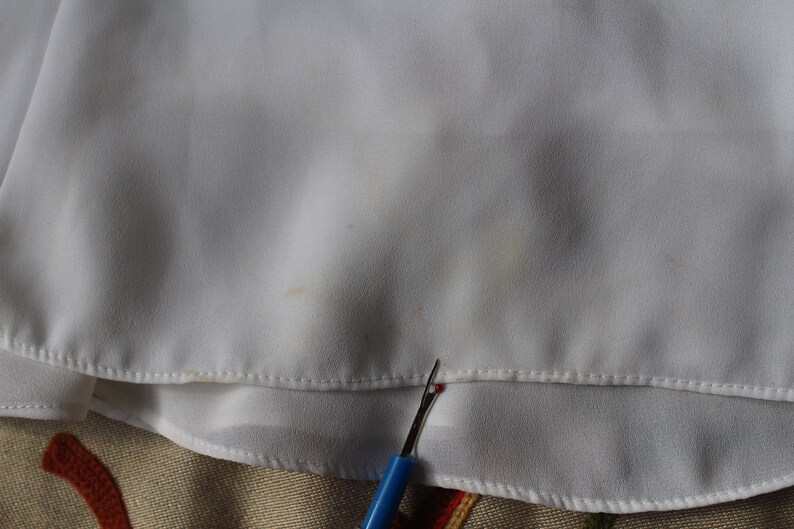 90s Steppin Out White Dress Keyhole Back Skater Skirt Style Lace Small Medium High Neck